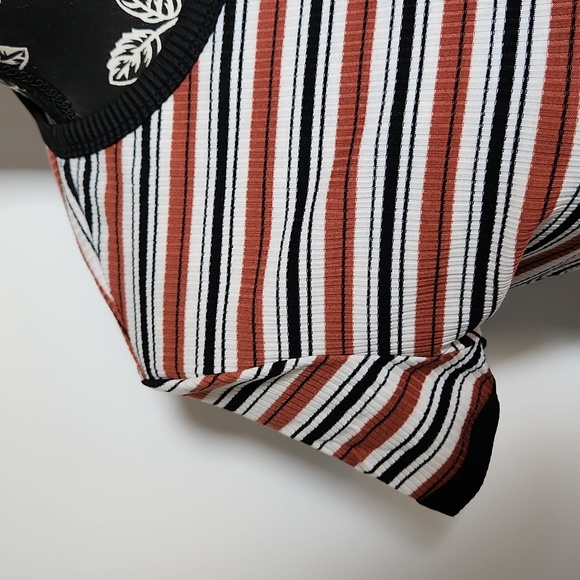 Retro Striped Top NEW - Picture 2 of 5